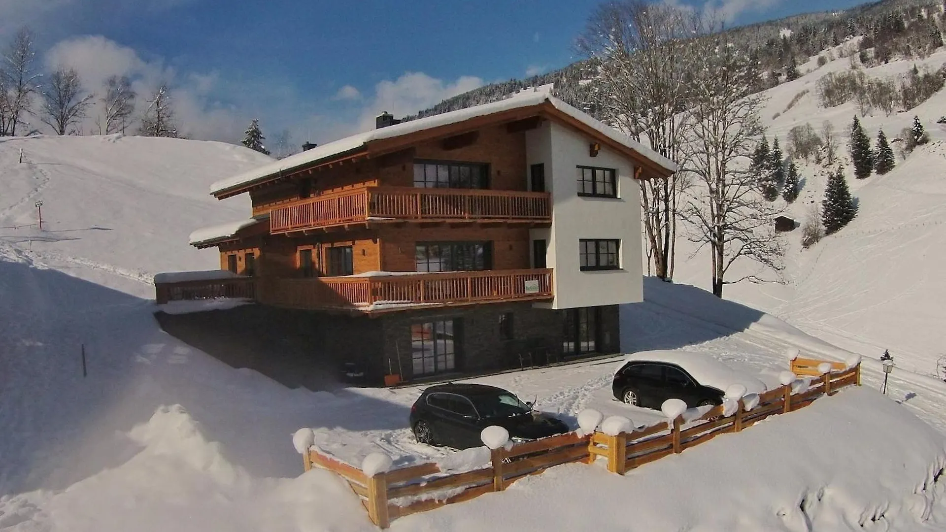 Modern Chalet with Sauna near Ski Area in Salzburg Saalbach-Hinterglemm