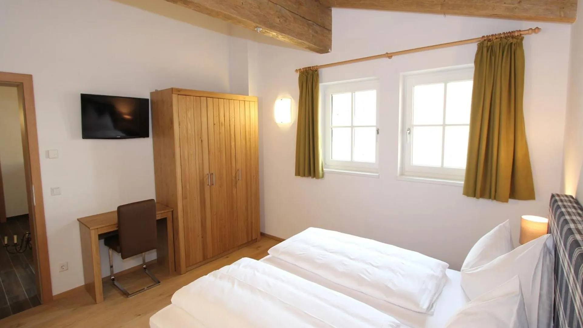 Modern Chalet with Sauna near Ski Area in Salzburg Saalbach-Hinterglemm
